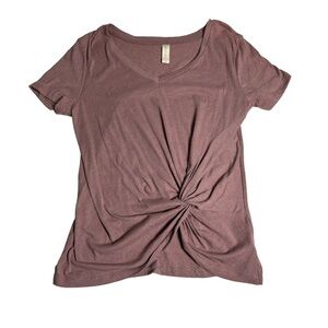 Altar'd State Twisted V-Neck T-Shirt size medium